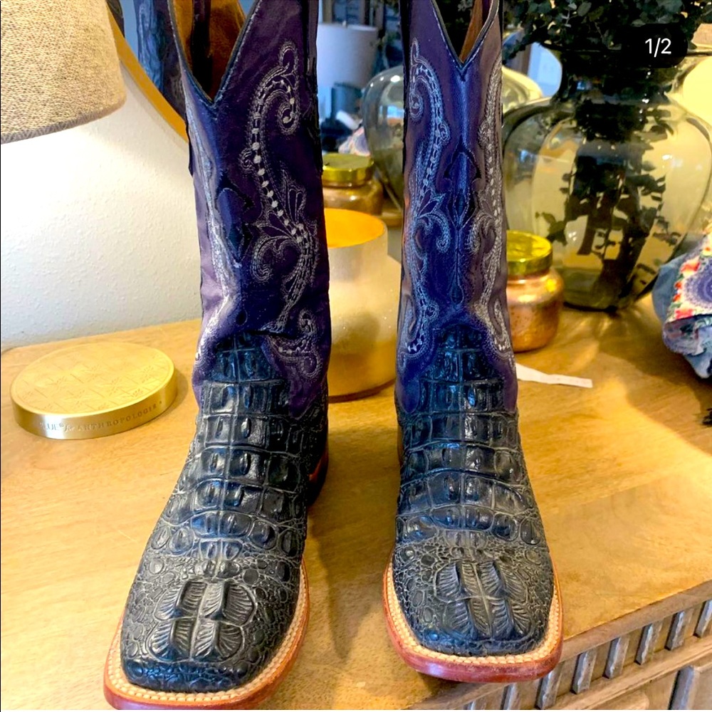 Ferrini caimen croc print boot